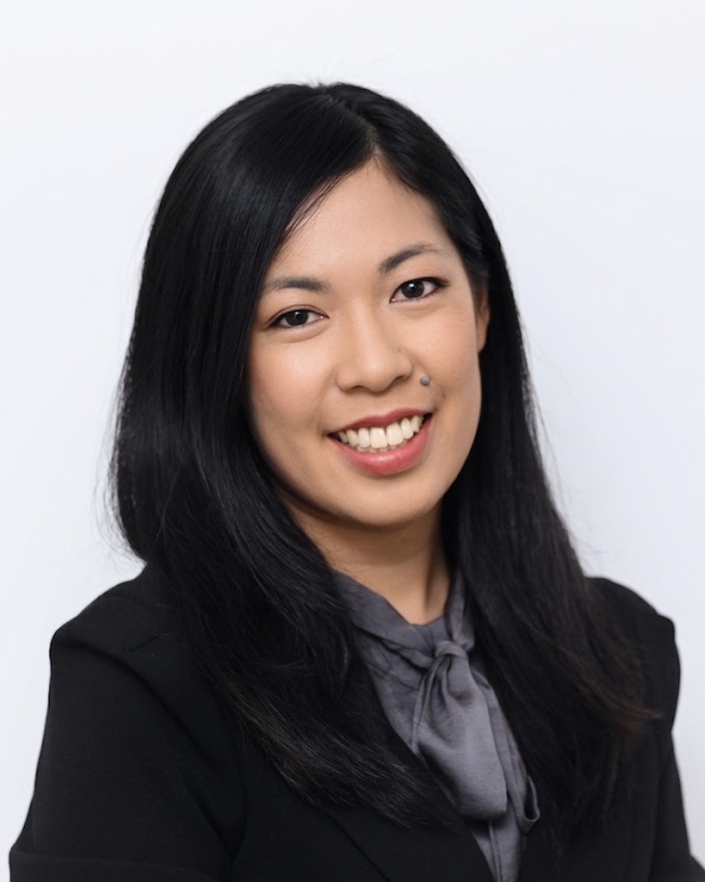 Dr Vivian Kuang, Cataract, Medical Retina and Inflammatory Eye Disease Specialist